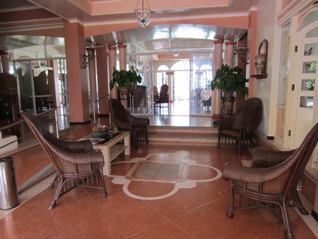Chateau Del Mar Davao City Extérieur photo
