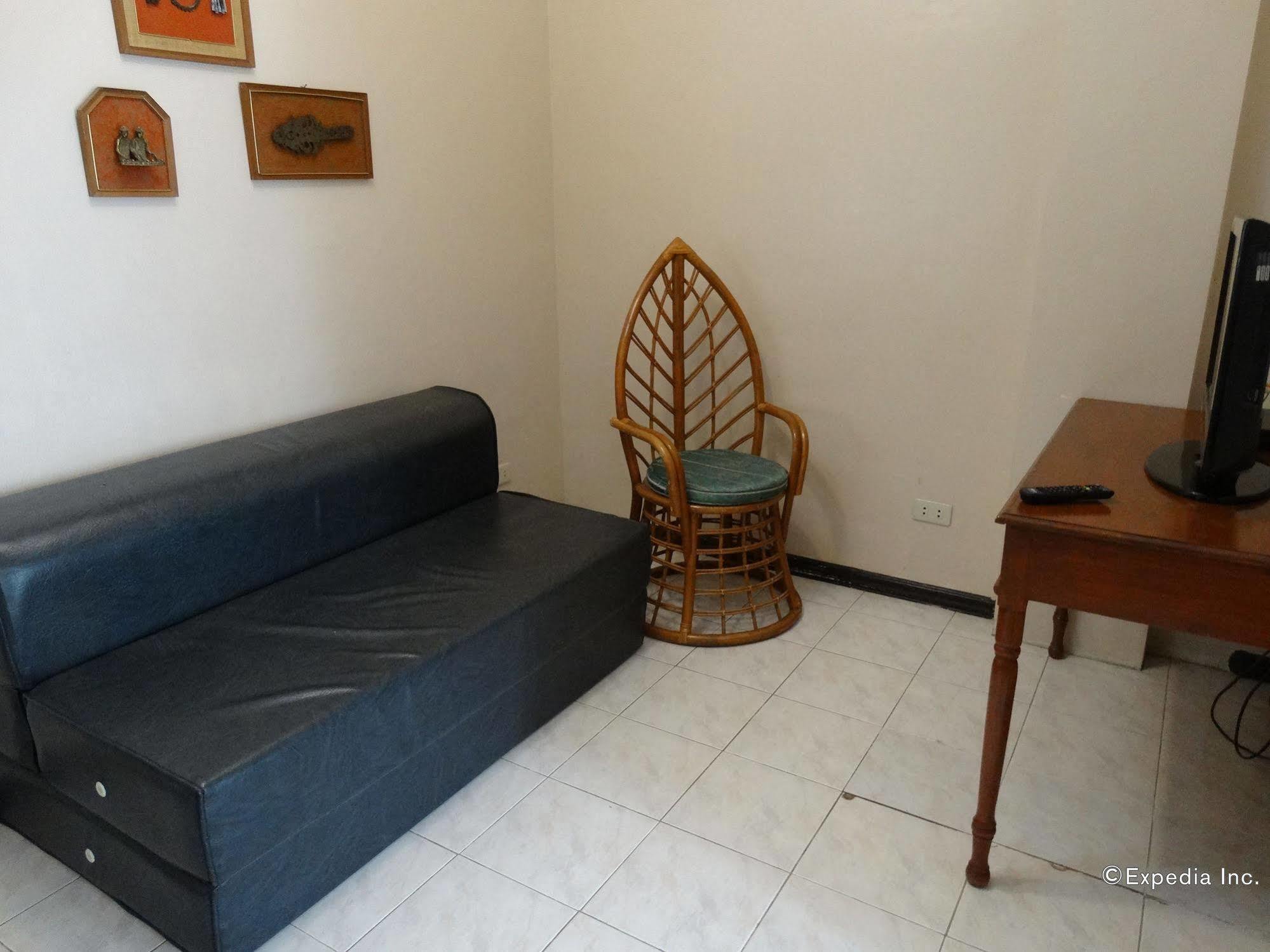 Chateau Del Mar Davao City Extérieur photo