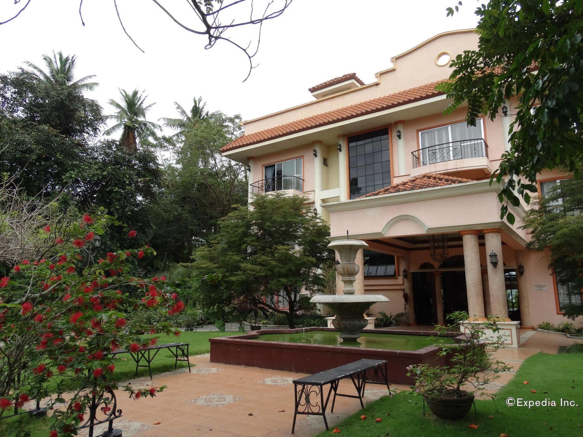 Chateau Del Mar Davao City Extérieur photo
