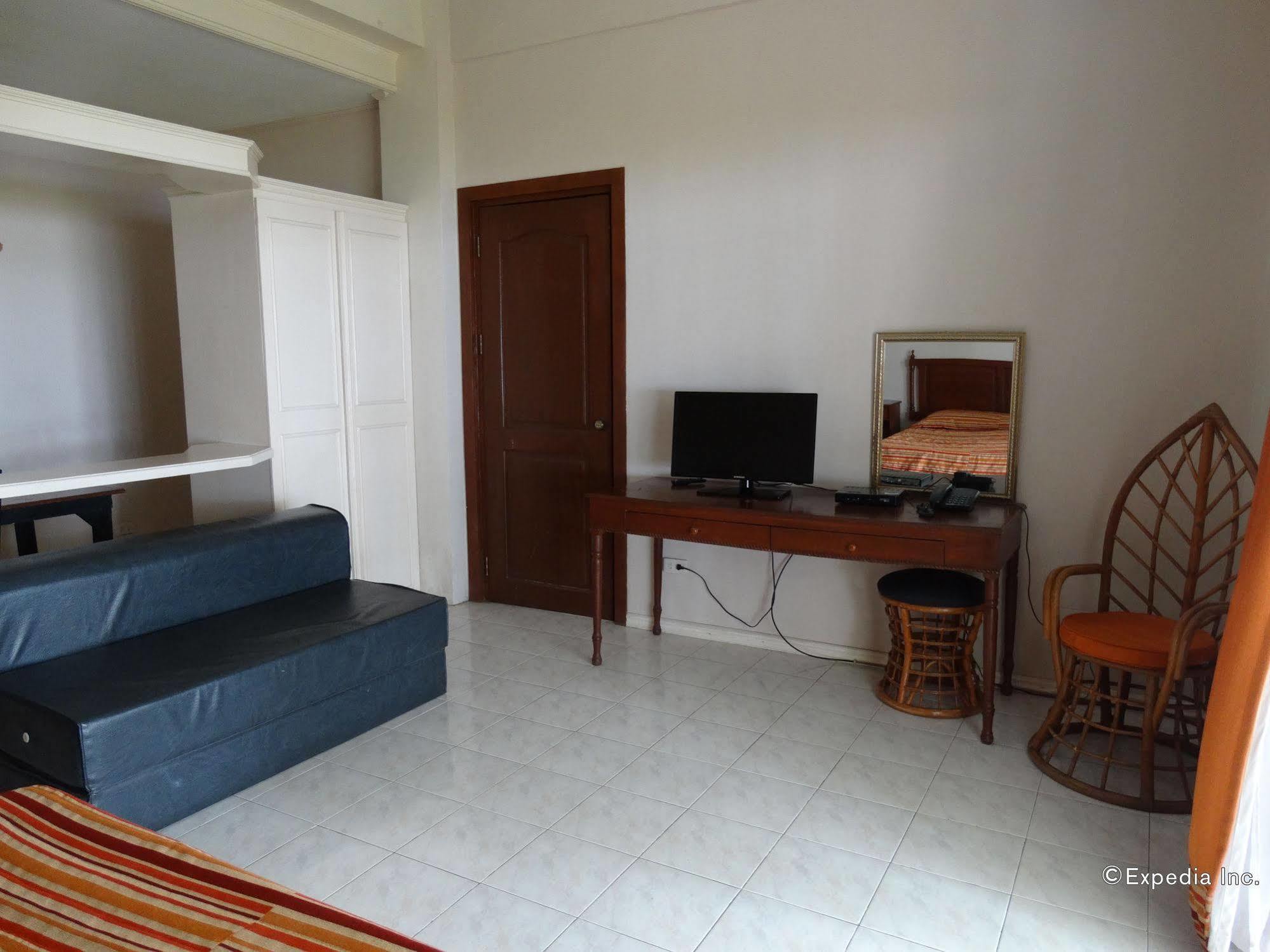 Chateau Del Mar Davao City Extérieur photo