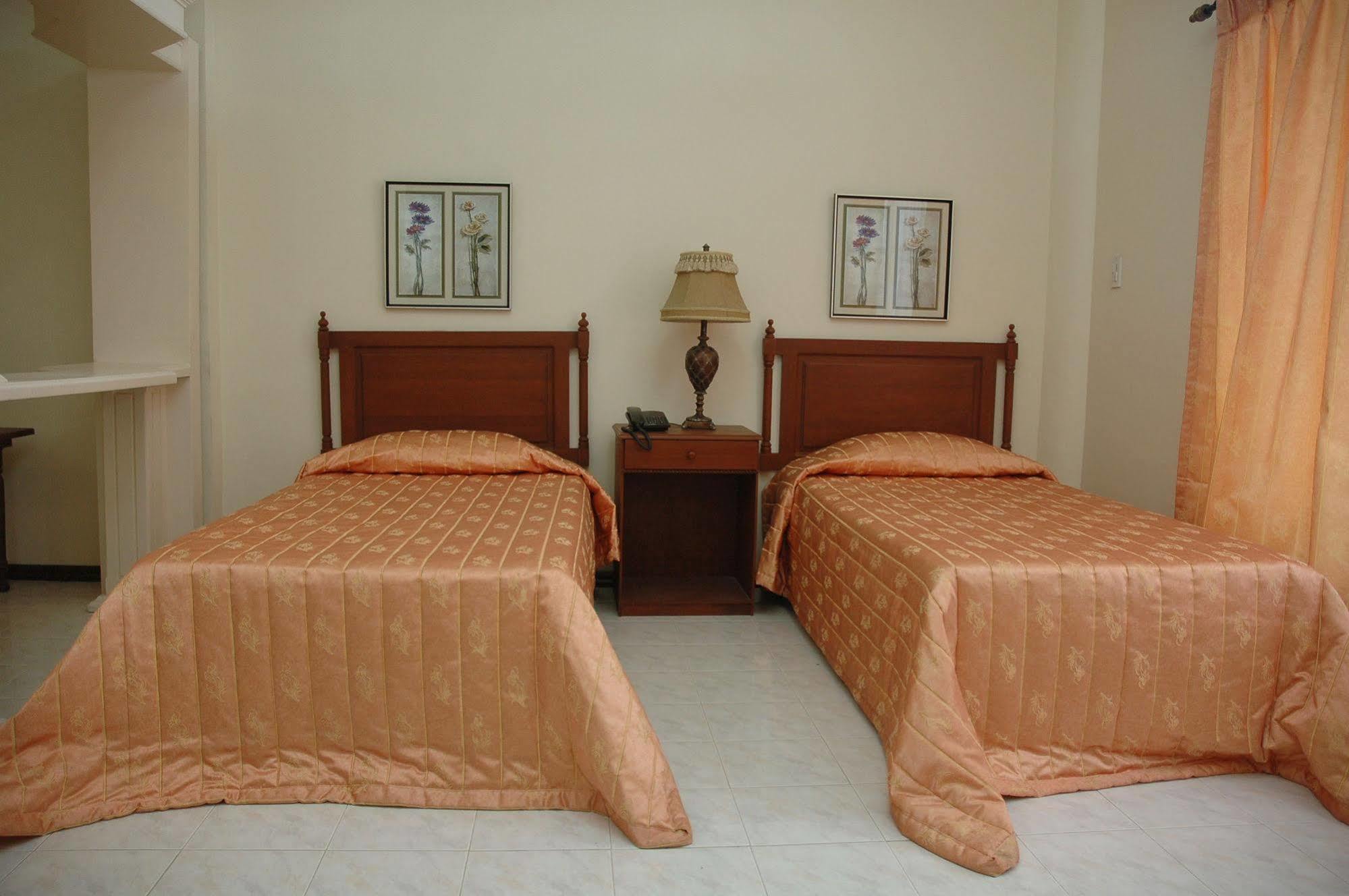 Chateau Del Mar Davao City Extérieur photo