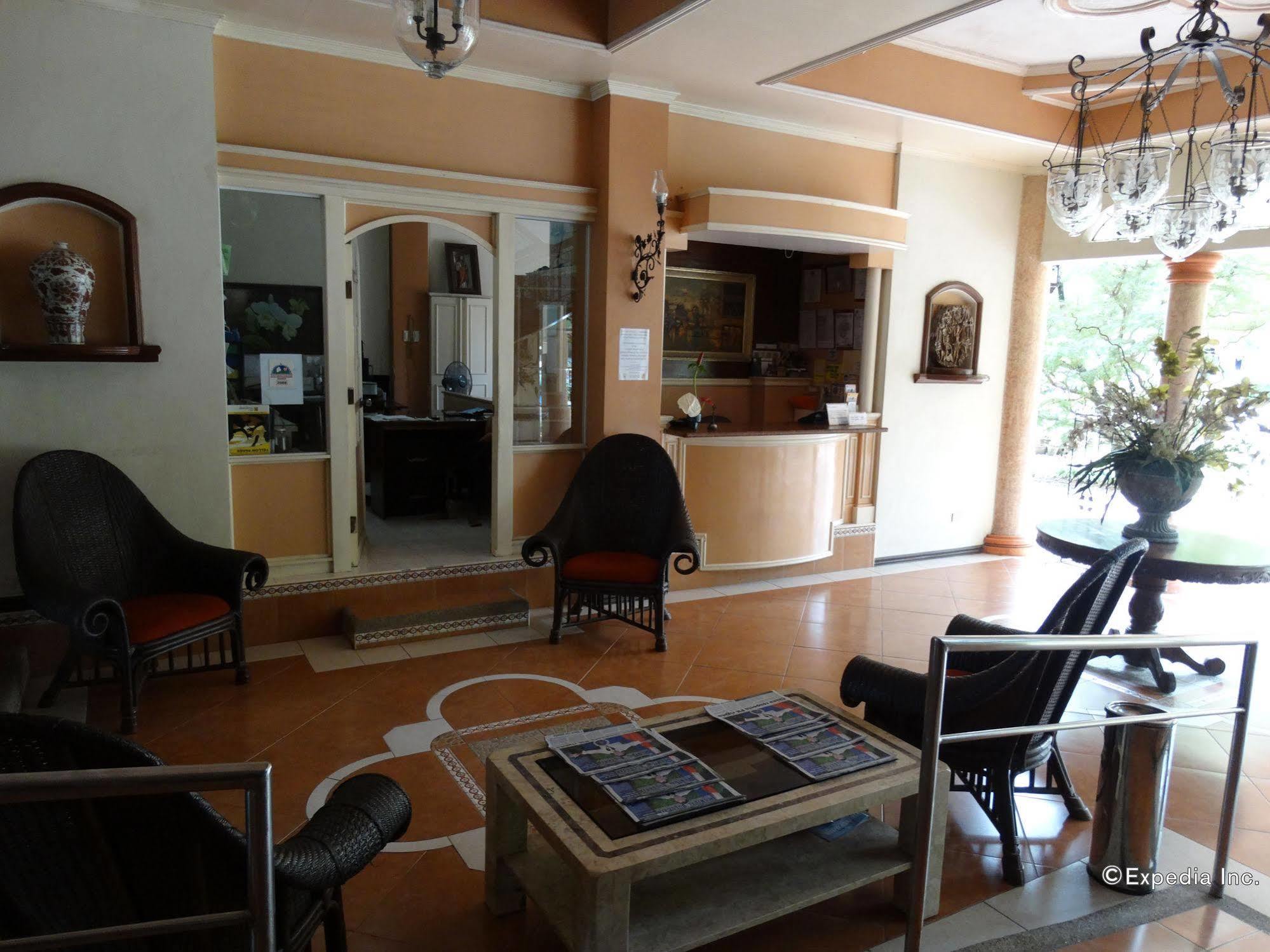 Chateau Del Mar Davao City Extérieur photo