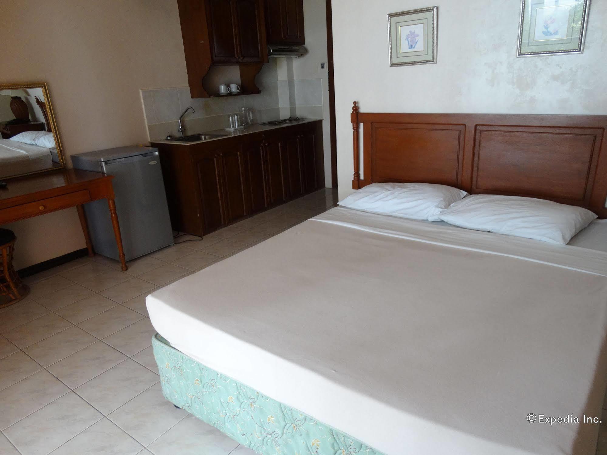 Chateau Del Mar Davao City Extérieur photo