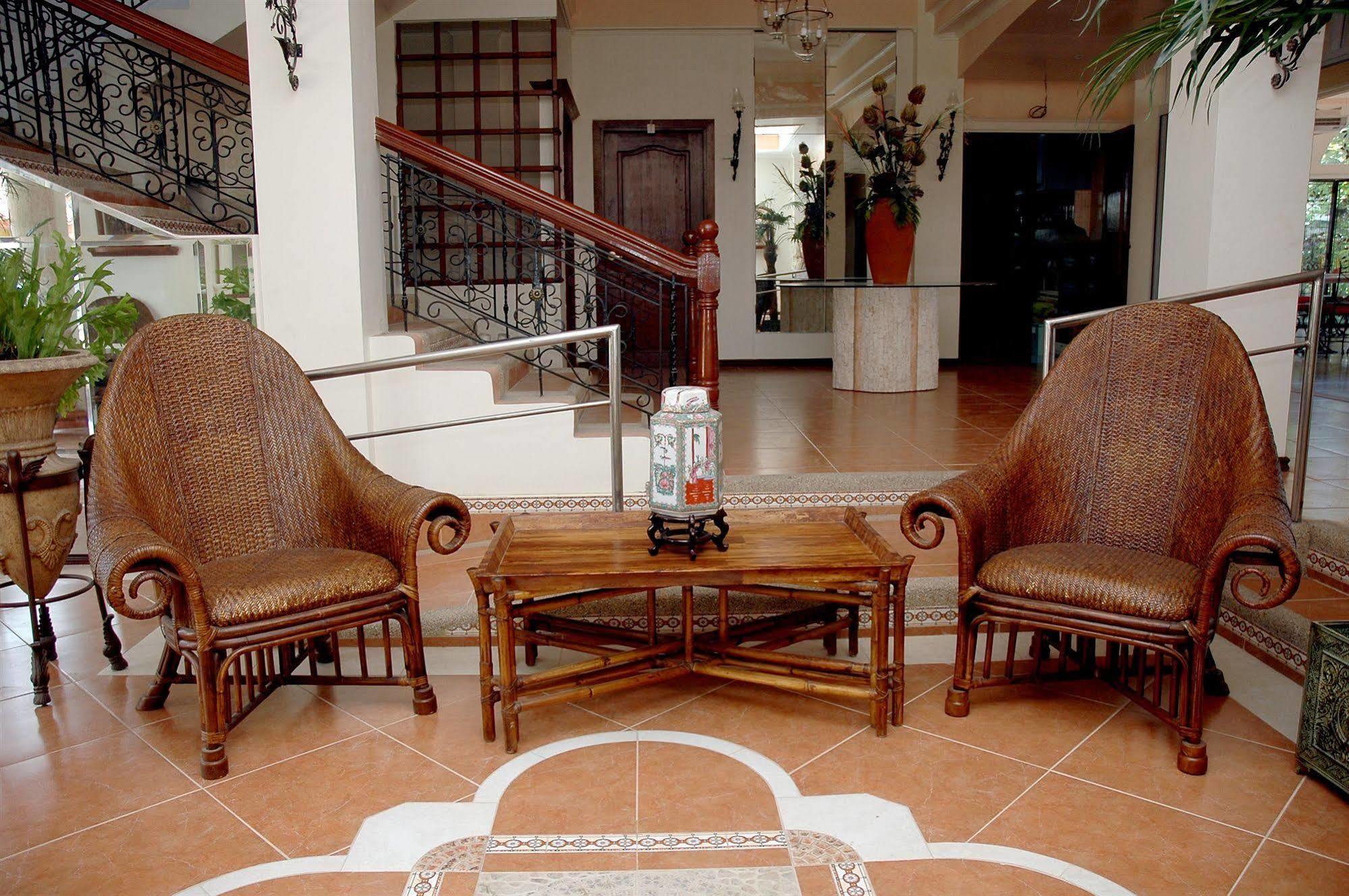 Chateau Del Mar Davao City Extérieur photo